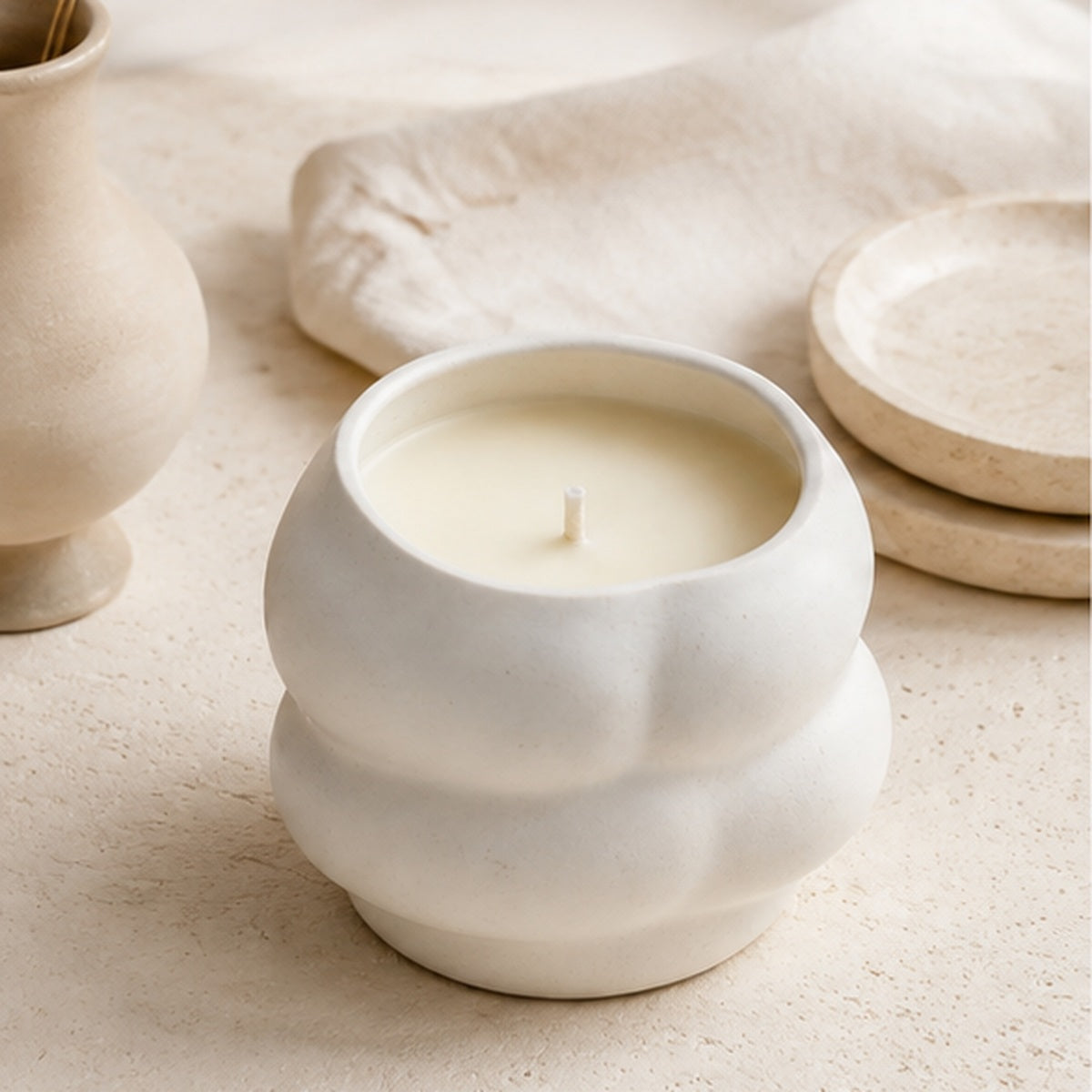 Aveirio Cloud Archive Candle lifestyle view