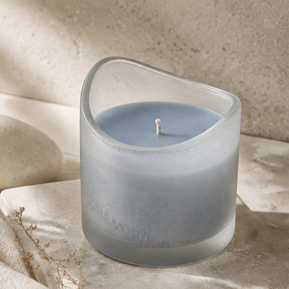 Aveirio Moonwell Glass Ritual Candle lifestyle view