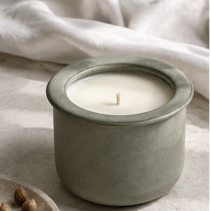 Aveirio Rainstone Halo Candle lifestyle view
